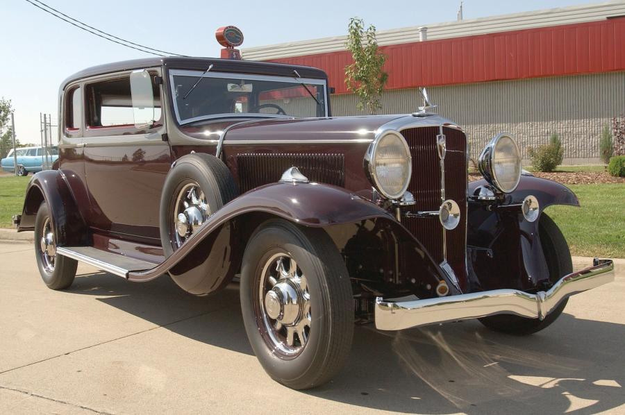  Studebaker Model 91 President St. Regis Brougham 1932 года  (фото 1 из 5)
